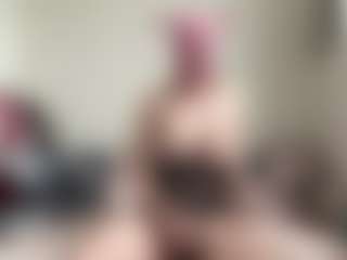 bratzdollchloe's Live Sex Cam Show