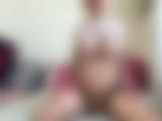 bratzdollchloe's Live Sex Cam Show