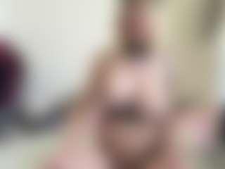 bratzdollchloe's Live Sex Cam Show