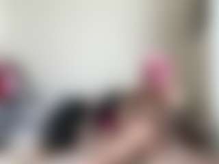 bratzdollchloe's Live Sex Cam Show
