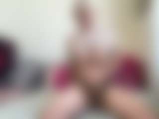 bratzdollchloe's Live Sex Cam Show