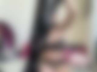 bratzdollchloe's Live Sex Cam Show