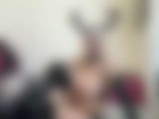 bratzdollchloe's Live Sex Cam Show