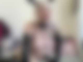 bratzdollchloe's Live Sex Cam Show
