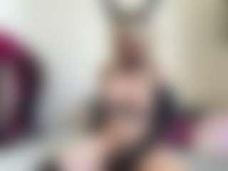 bratzdollchloe's Live Sex Cam Show