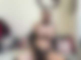 bratzdollchloe's Live Sex Cam Show