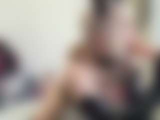 bratzdollchloe's Live Sex Cam Show