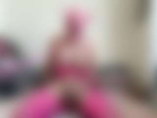 bratzdollchloe's Live Sex Cam Show