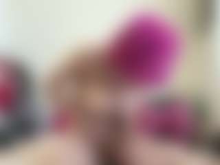 bratzdollchloe's Live Sex Cam Show