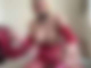 bratzdollchloe's Live Sex Cam Show