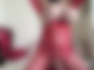 bratzdollchloe's Live Sex Cam Show