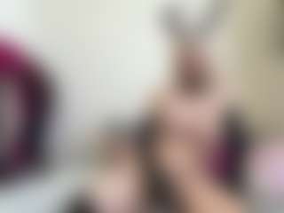 bratzdollchloe's Live Sex Cam Show