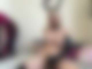 bratzdollchloe's Live Sex Cam Show
