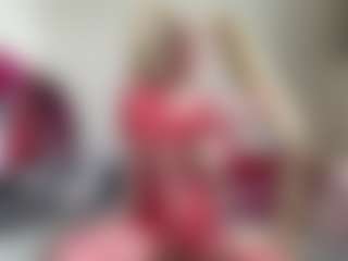 bratzdollchloe's Live Sex Cam Show