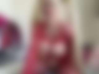 bratzdollchloe's Live Sex Cam Show