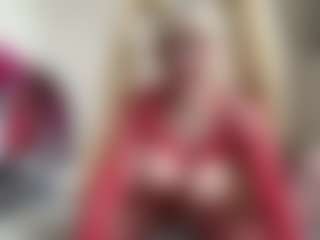 bratzdollchloe's Live Sex Cam Show
