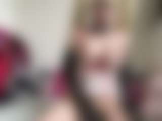 bratzdollchloe's Live Sex Cam Show