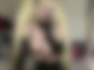 Live cam show with bratzdollchloe - HD on Camsoda