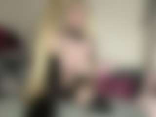 Live cam show with bratzdollchloe - Tattoos on liverealitysex.com