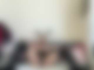Live cam show with bratzdollchloe - Blonde Hair on liverealitysex.com