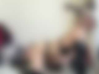 Live cam show with bratzdollchloe - Tease on sexylive.show
