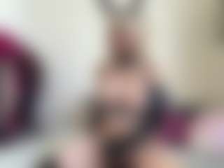 Live cam show with bratzdollchloe - White on chickslive.net | united states