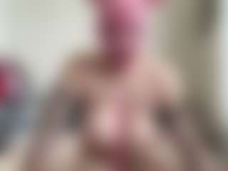 bratzdollchloe's Live Sex Cam Show