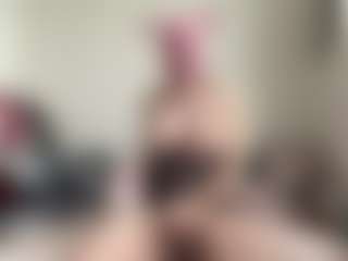 bratzdollchloe's Live Sex Cam Show