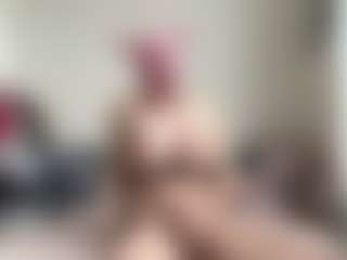 Live cam show with bratzdollchloe - Big Tits on Camsoda.co