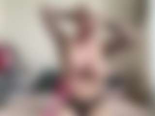 Live cam show with bratzdollchloe - HD on hrnylive.com