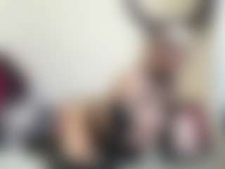 bratzdollchloe's Live Sex Cam Show
