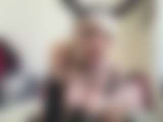bratzdollchloe's Live Sex Cam Show