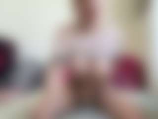 bratzdollchloe's Live Sex Cam Show