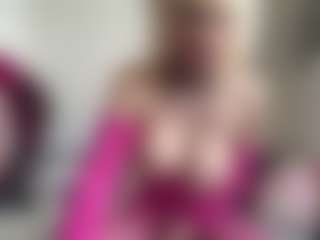 bratzdollchloe's Live Sex Cam Show