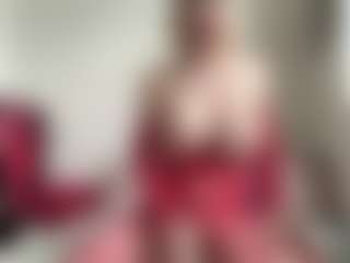 Show in cam erotica live di bratzdollchloe