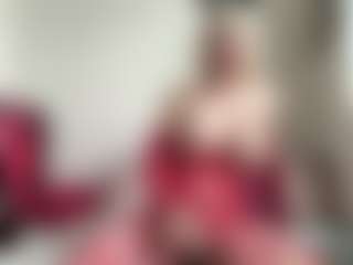 bratzdollchloe's Live Sex Cam Show