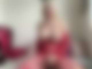 bratzdollchloe's Live Sex Cam Show