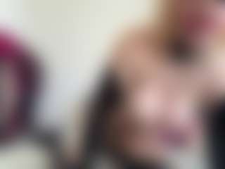 Live cam show with bratzdollchloe - Huge Tits on Nude Chat * 1 On 1 Webcam Sex * Live Cam Show