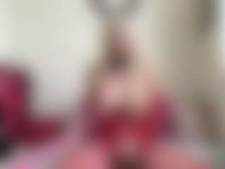 Live cam show with bratzdollchloe - Drinking on slutload