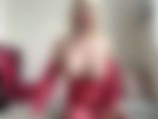 Live cam show with bratzdollchloe - Drinking on nudelive.tv