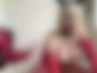 Live cam show with bratzdollchloe - Huge Tits on SpankPalCams