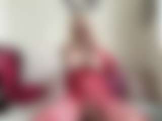 bratzdollchloe's Live Sex Cam Show