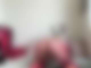 Live cam show with bratzdollchloe - HD on Camsoda