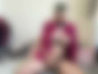 Live cam show with bratzdollchloe - Blonde Hair on Cam Slut