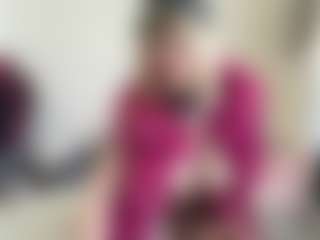 bratzdollchloe's Live Sex Cam Show