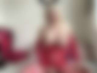 Live cam show with bratzdollchloe - Blonde Hair on Dare Cams