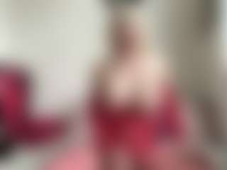 bratzdollchloe's Live Sex Cam Show