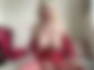 bratzdollchloe's Live Sex Cam Show