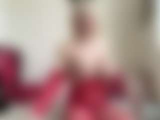 bratzdollchloe's Live Sex Cam Show