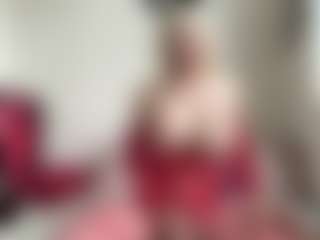 Live cam show with bratzdollchloe - Tease on fapnchat